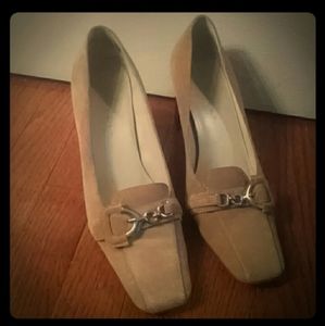 Tan stacked heel pumps